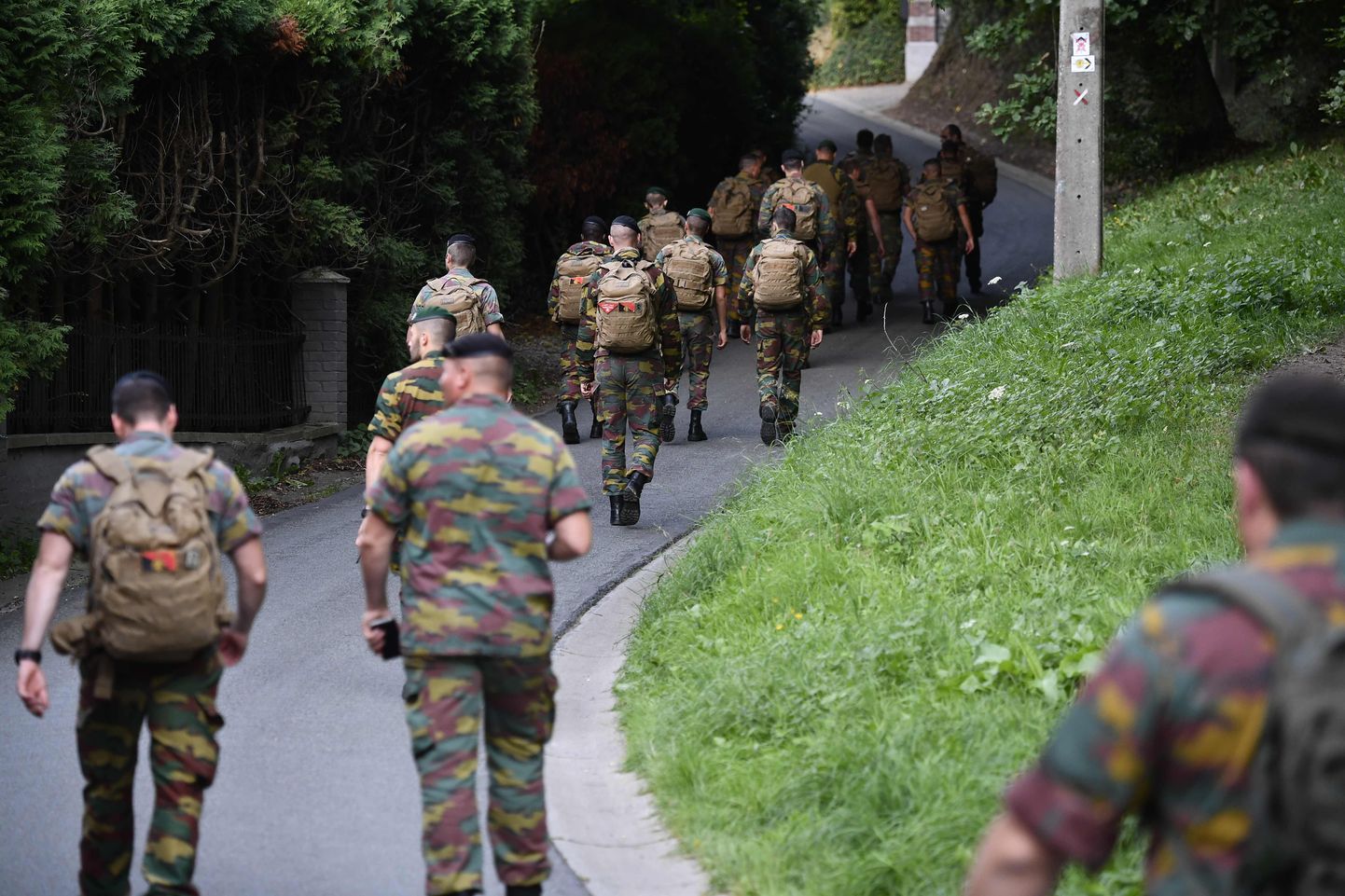 Otsingutel osalevad Belgia sõjaväelased.