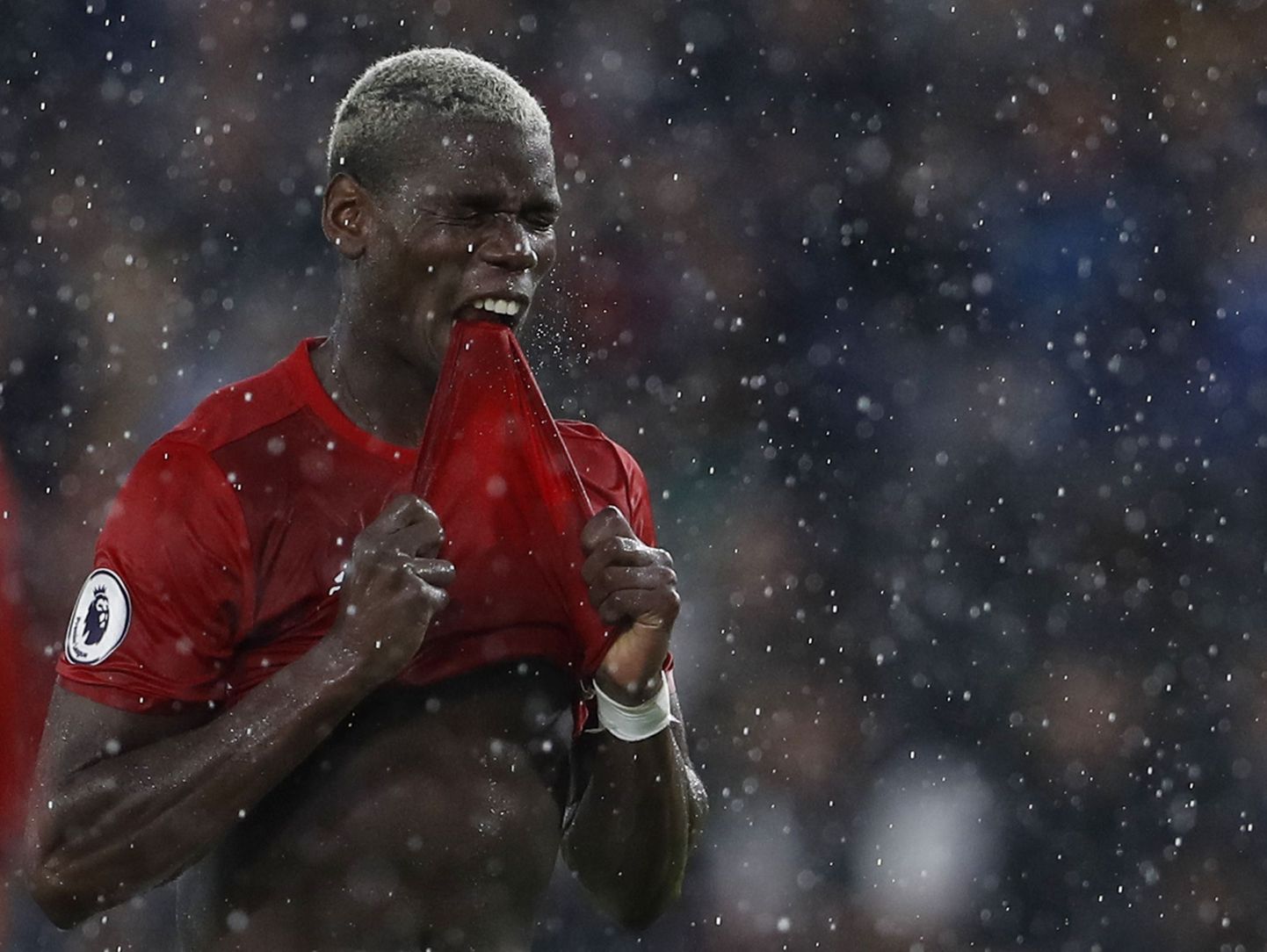 Football Soccer Britain- Hull City v Manchester United - Premier League - The Kingston Communications Stadium - 27/8/16
Manchester United's Paul Pogba looks dejected
Action Images via Reuters / Lee Smith
Livepic
EDITORIAL USE ONLY. No use with unauthorized audio, video, data, fixture lists, club/league logos or "live" services. Online in-match use limited to 45 images, no video emulation. No use in betting, games or single club/league/player publications.  Please contact your account representative for further details.