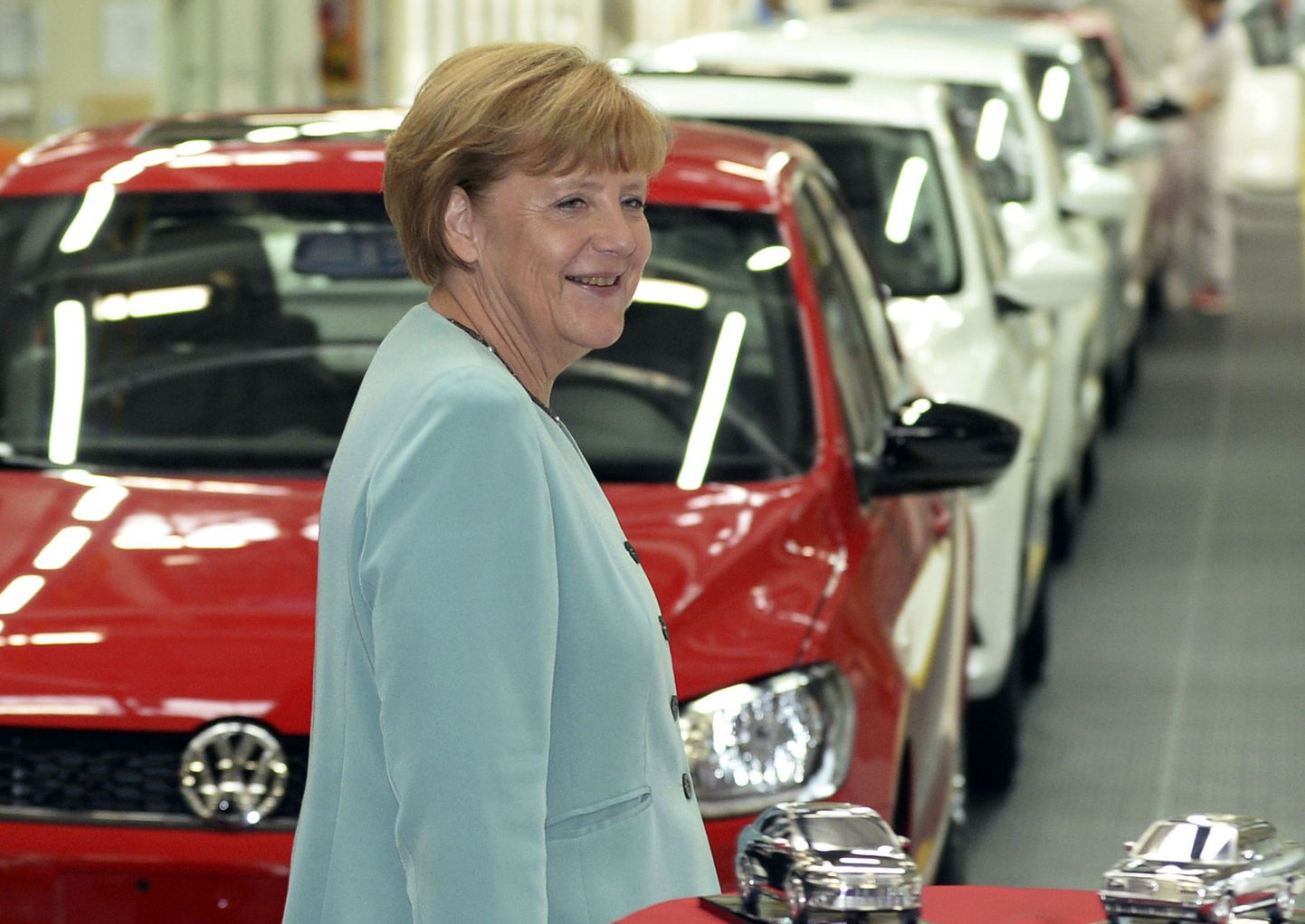 Saksamaa kantsler Angela Merkel Volkswageni tehases Hiinas.