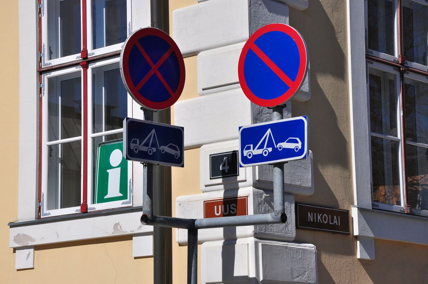 Pärnus Uuel ja Nikolai tänaval muutus liikluskorraldus.