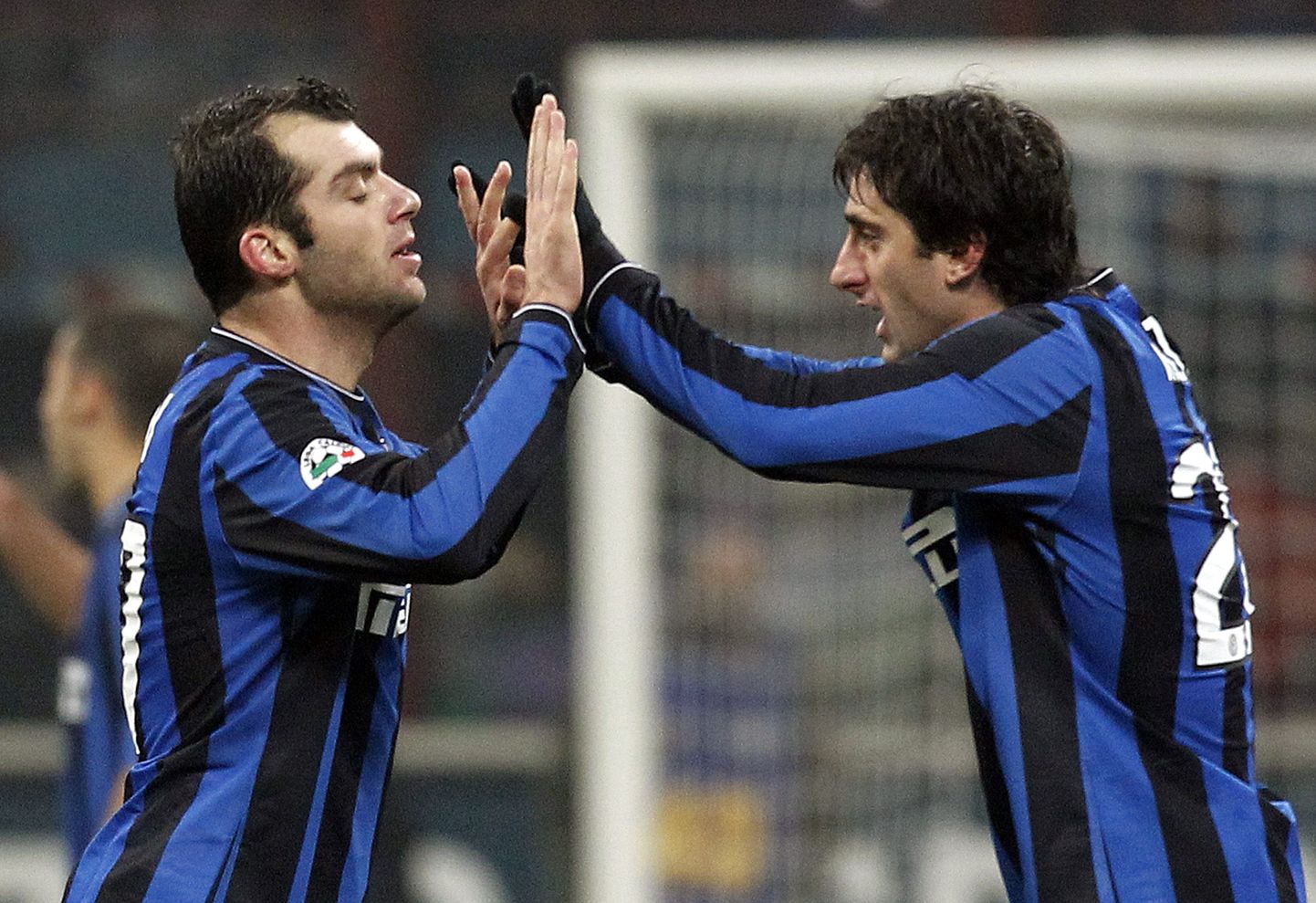 Milano Interi kangelased Goran Pandev (vasakul) ja Diego Milito