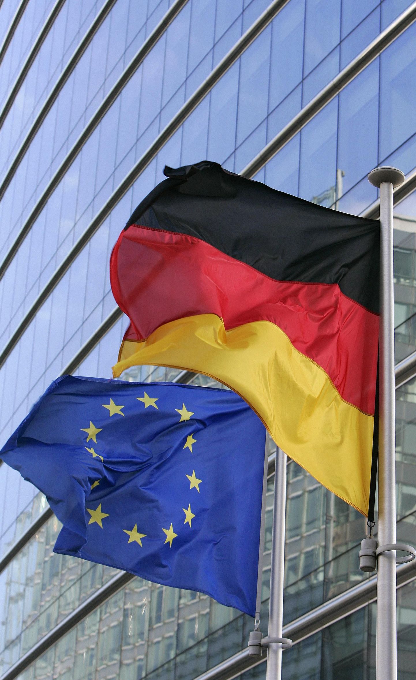 Euroopa Liidu ja Saksamaa lipud