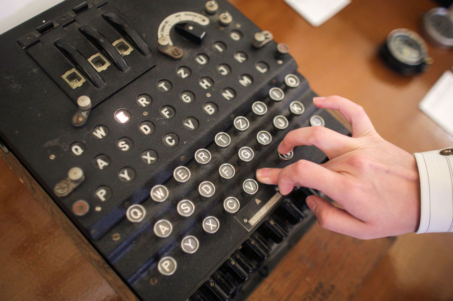 Bukaresti oksjonil müüdud Enigma šifrimasin