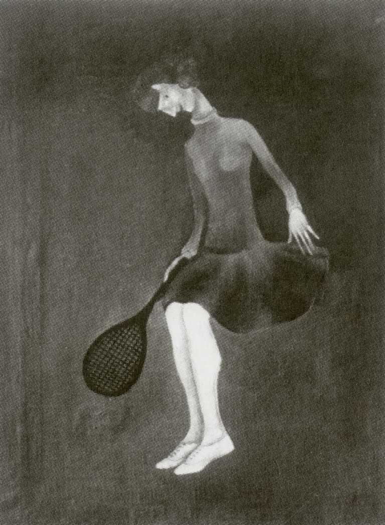 Karin Luts. Tüdruk tennisereketiga. 1925. Õli