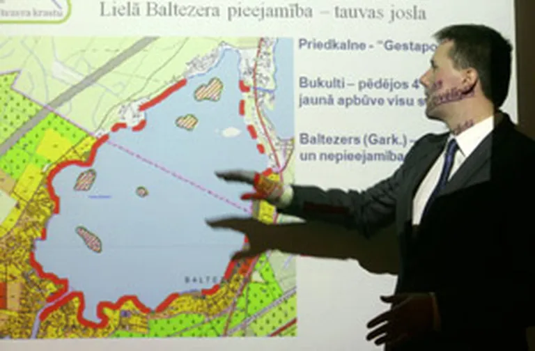 "Par brīvu Lielā Baltezera krastu" vadītājs Artūrs Priede informē par situāciju Lielā Baltezera krastā 