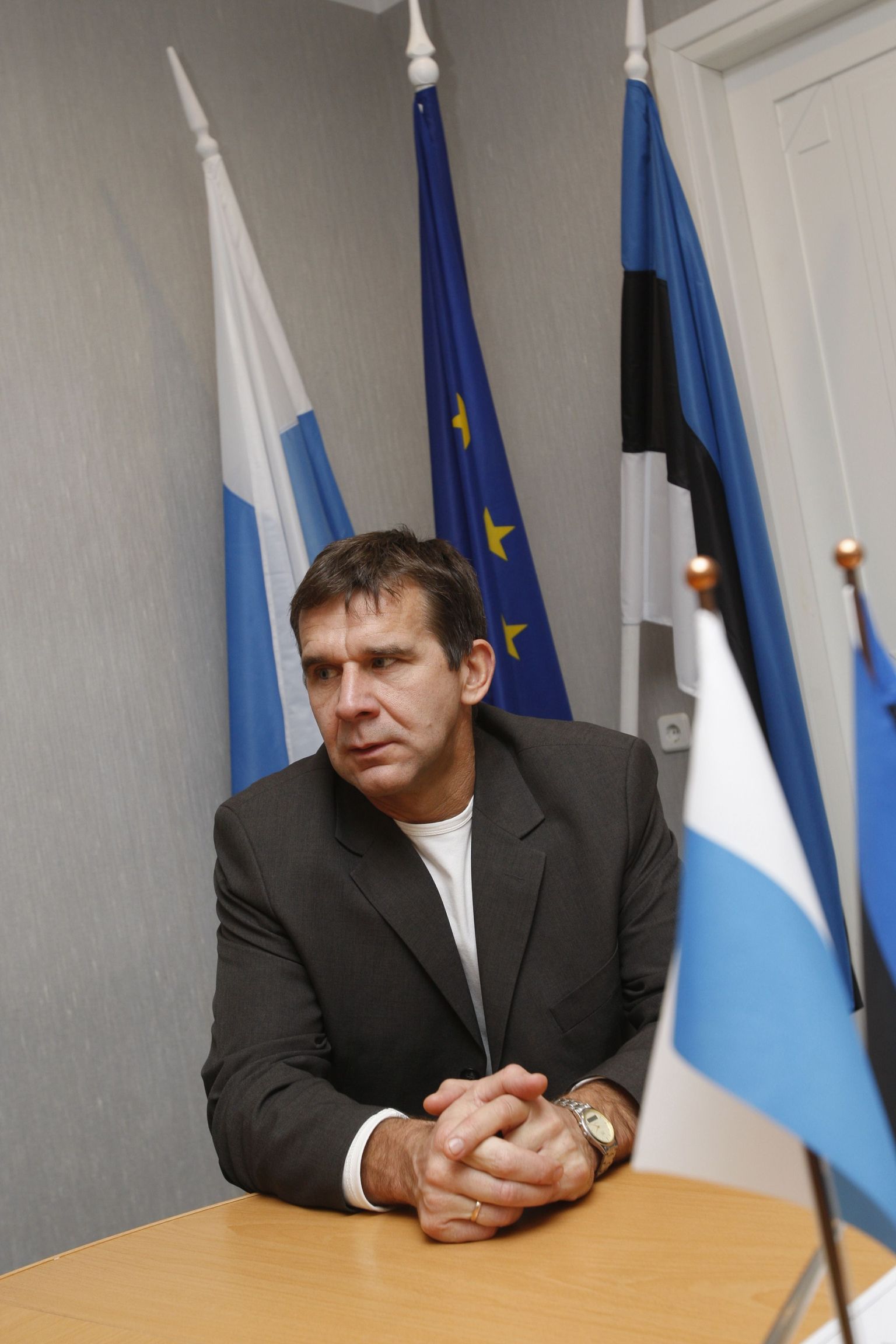 Elva linnapeaks sai Toomas Järveoja.