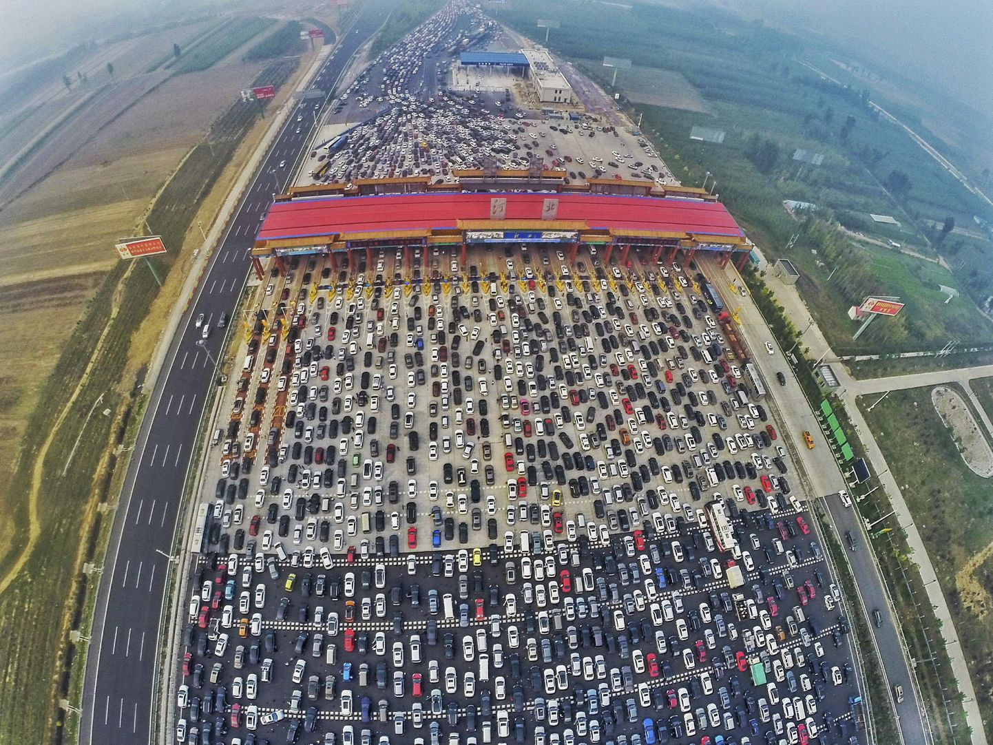Liiklusummik Hiina kiirteel