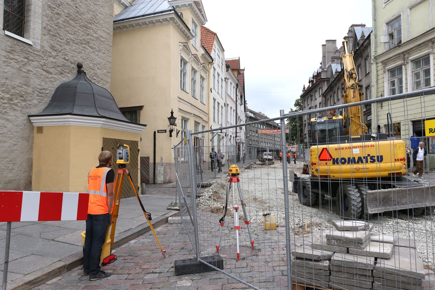 Harju tänava ja Kullassepa tänava ümberehitustööd peaksid lõppema 30. septembriks.