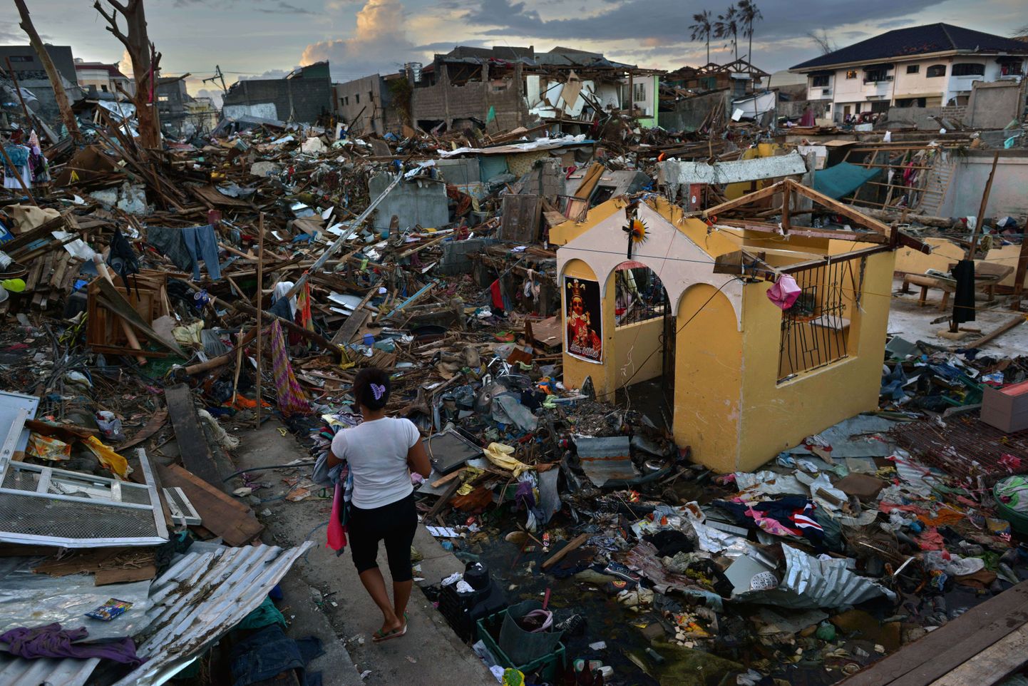 Taifuunist räsitud linn Filipiinidel