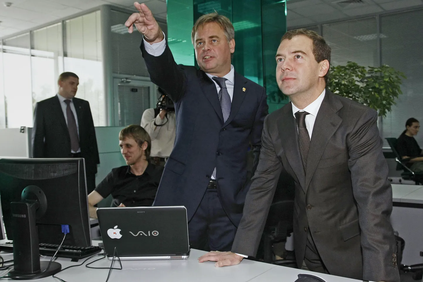 Eugene Kaspersky ja Venemaa president Dmitri Medvedjev Kaspersky Labsi kontoris.