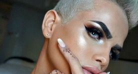 Девочки, в сторонку! Экстравагантный выпускник затмил всех одноклассниц