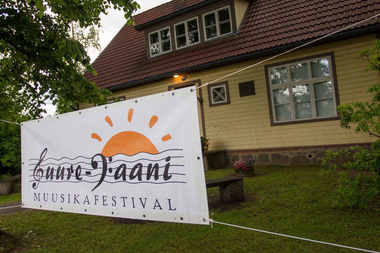 Kui veel kuu algul oli õhus võimalus, et Suure-Jaani muusikafestival kolib valla vähese panuse tõttu naabermaakonda, siis nüüd on korraldajad veendunud, et festival jääb kodulinna.