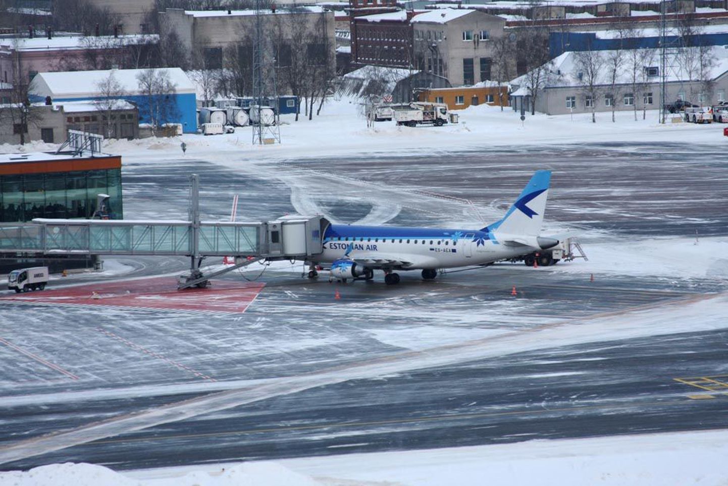 Ka uus majandusaasta ei alanud Estonian Airile tõenäoliselt hästi, sest pilootide streigihoiatus on mõjutanud piletimüüki.