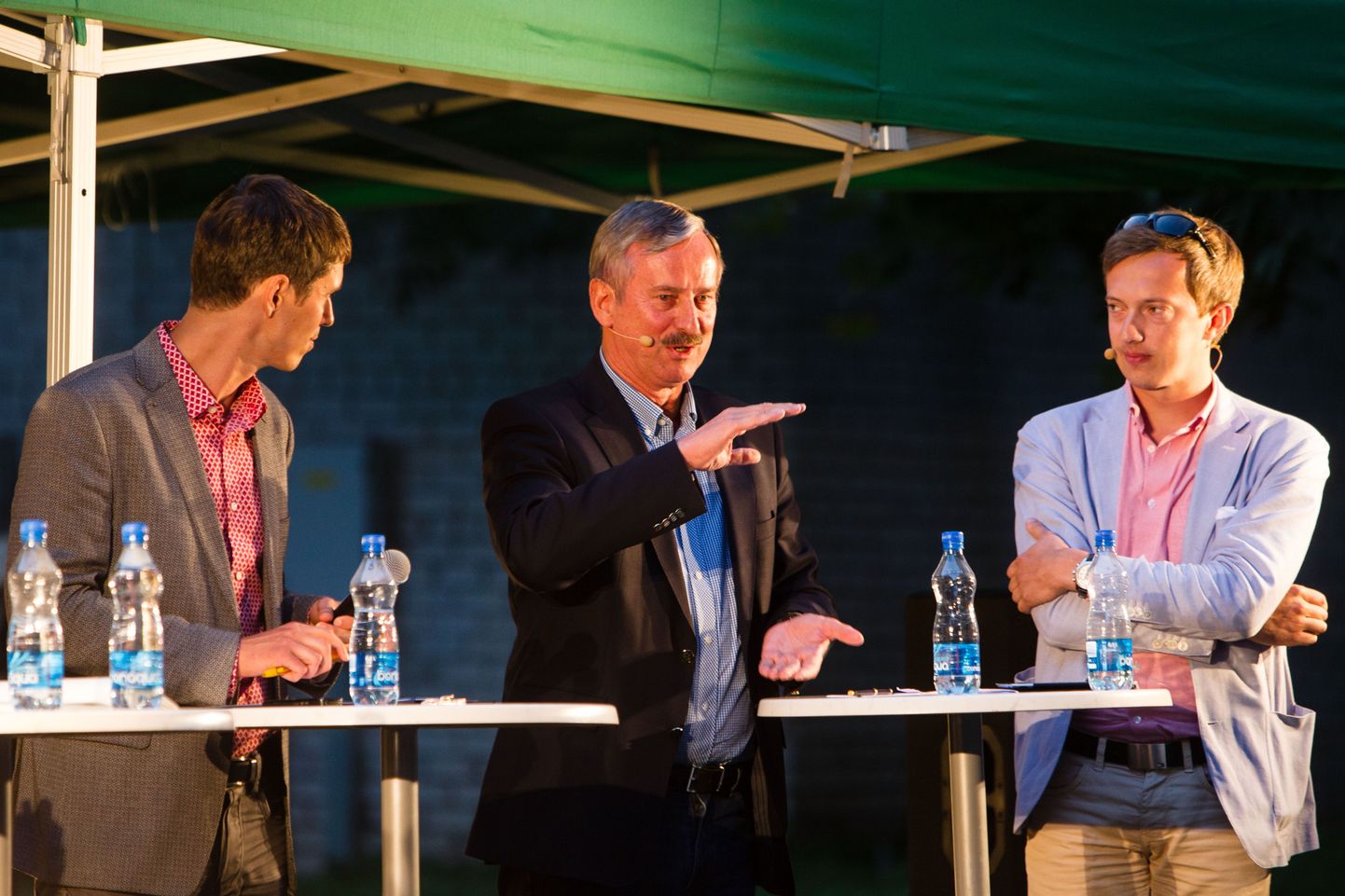 Siim Kallas, Andreas Kaju ja Urmo Kübar arutlesid Arvamusfestivalil mullu augustis, kas poliitika tulevik peaks olema parteidega või ilma.