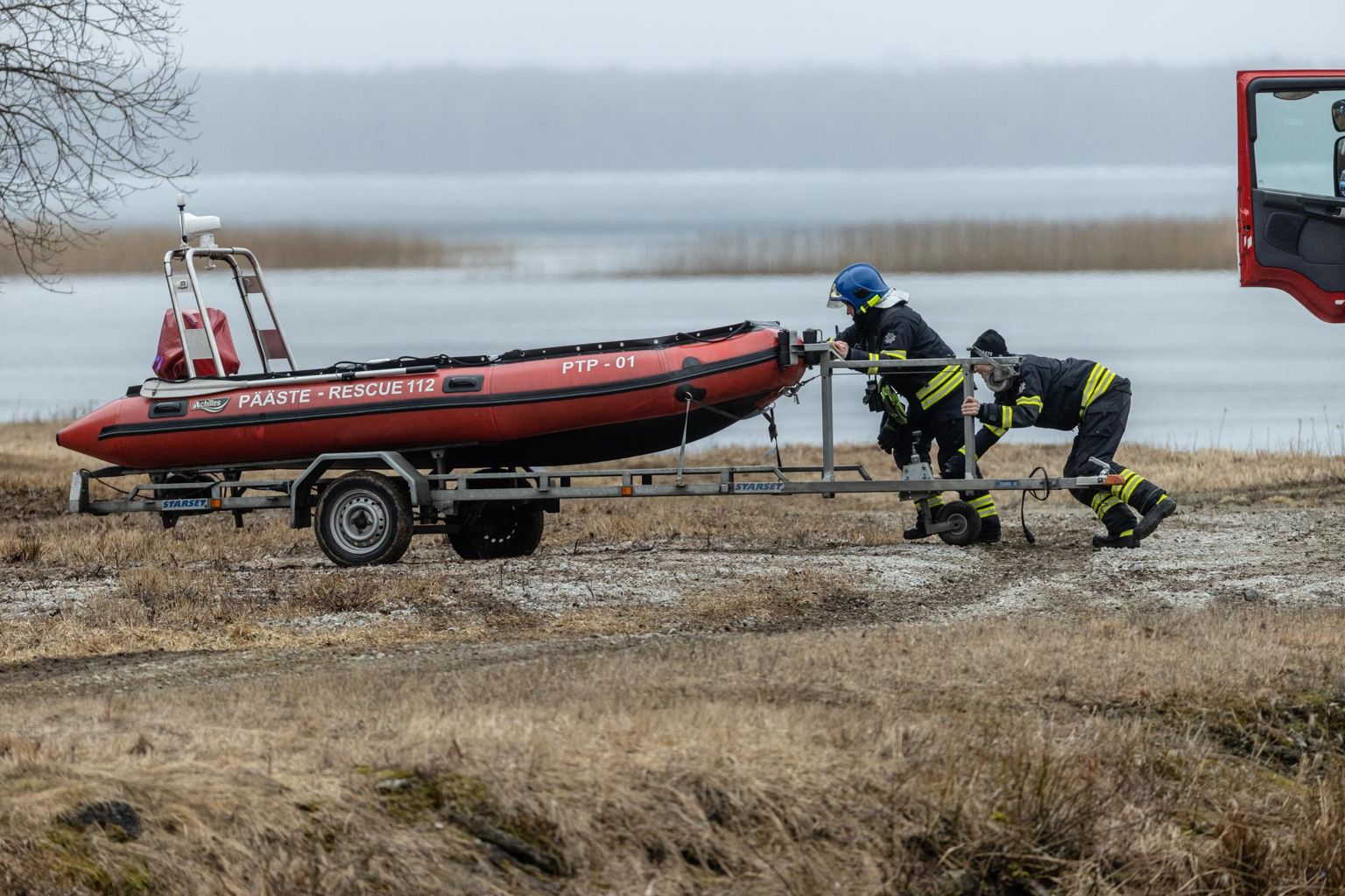Ülemiste järve kaldal käivitati otsingu- ja päästeoperatsioon.