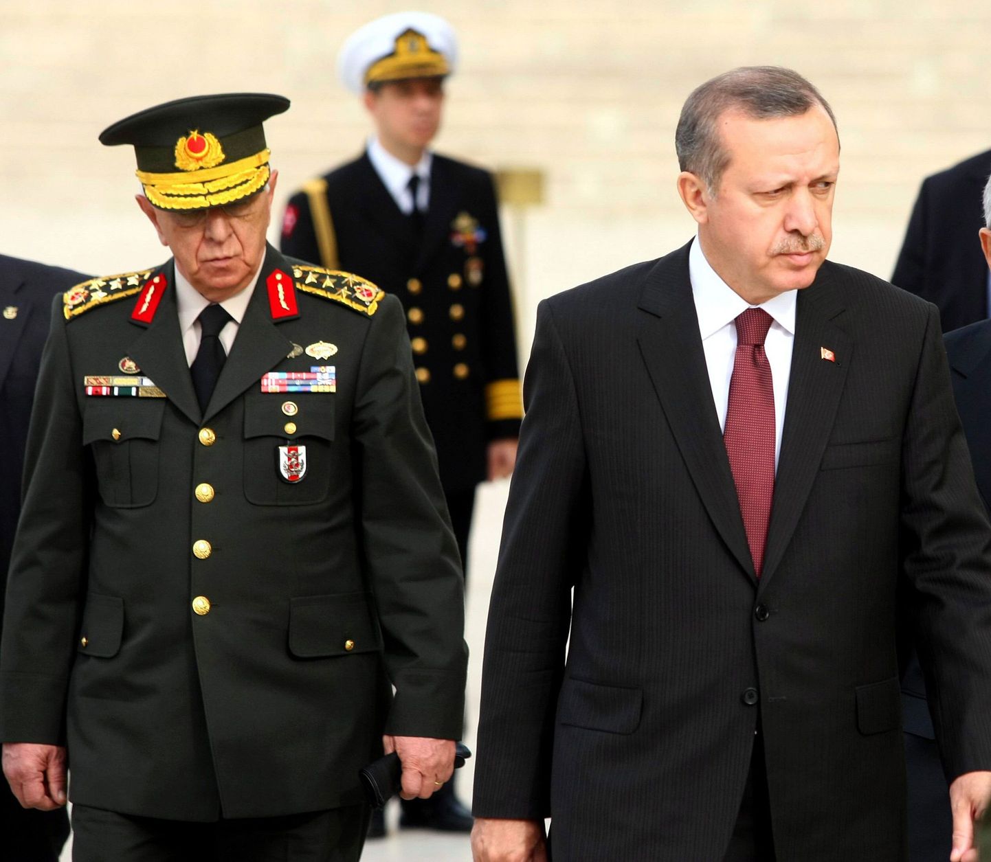Kindral Isik Kosaner ja Türgi peaminister Recep Tayyip Erdoğan