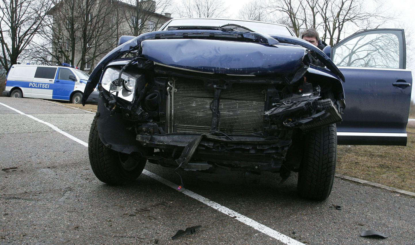 Liiklusõnnetusse sattunud auto. Foto on illustreeriv.