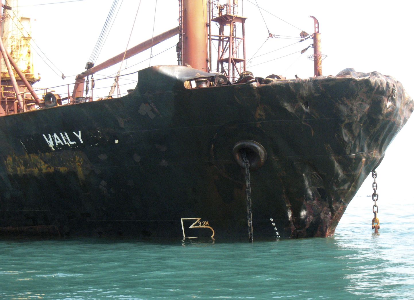Kaubalaev Waily vigastadas kokkupõrkes veidi esiotsa.