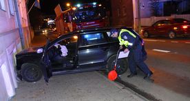 Volkswagen kihutas vastu linnavalitsuse seina