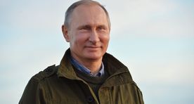 Фото: Владимир Путин познакомился с новым питомцем