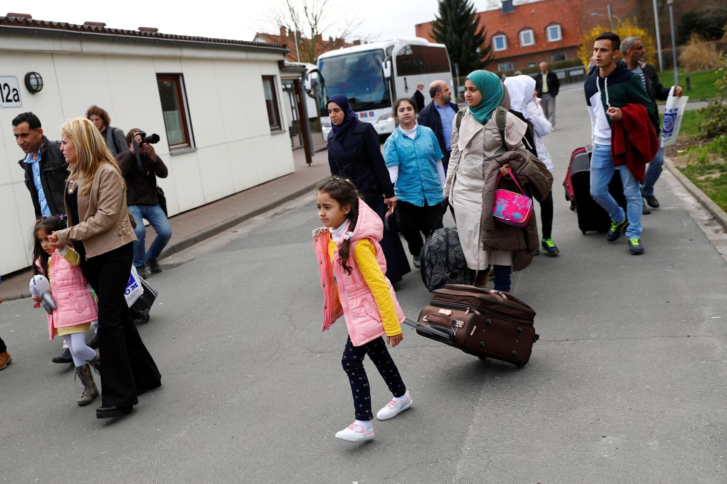 Põgenikud saabumas Friedlandi põgenikelaagrisse.