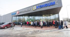 Coop sulgeb piirikaubanduse ettekäändel kolm väikepoodi