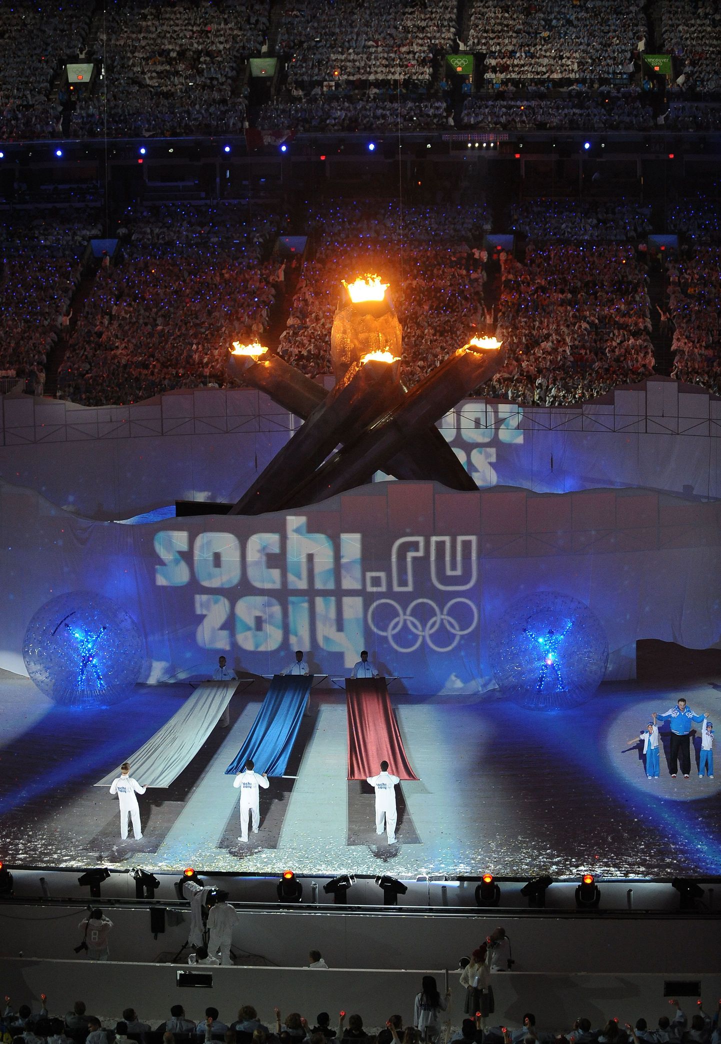 Церемония закрытия Олимпийских игр в Ванкувере. Представление Сочи - столицы Олимпиады 2014 года.
