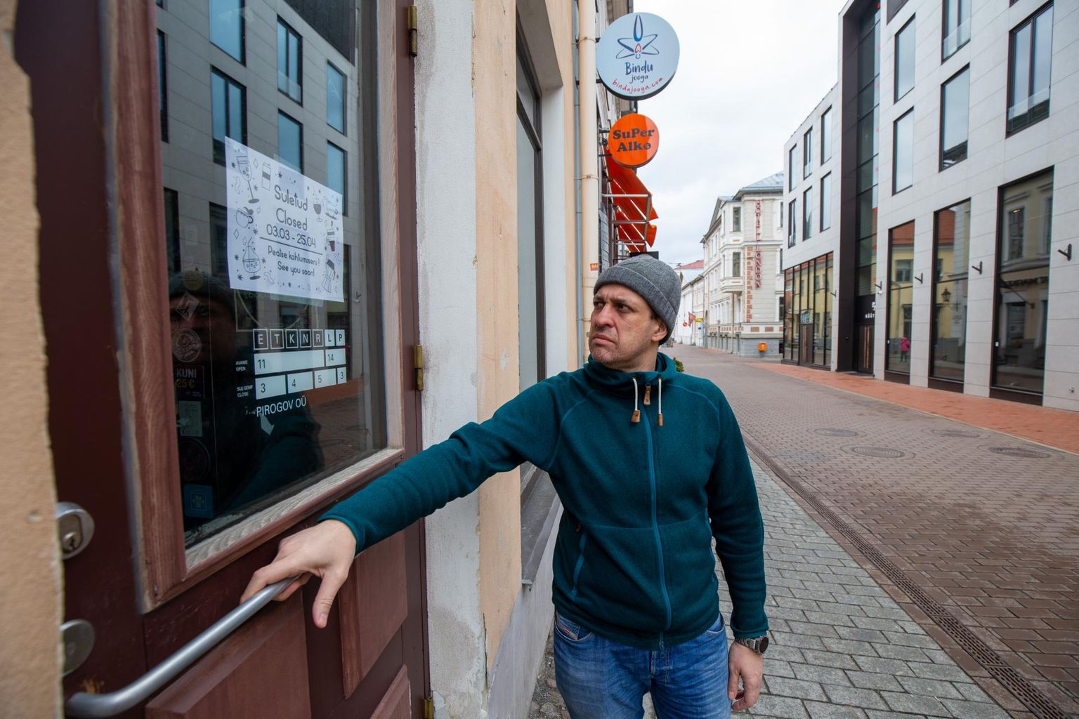 Mario Pizzolante üleskutsele on vastanud sajad Eestimaa inimesed, kes soovivad meedikuid aidata ning neid pisut kohvi, tee ja šokolaadi või muude maiustustega ergutada.