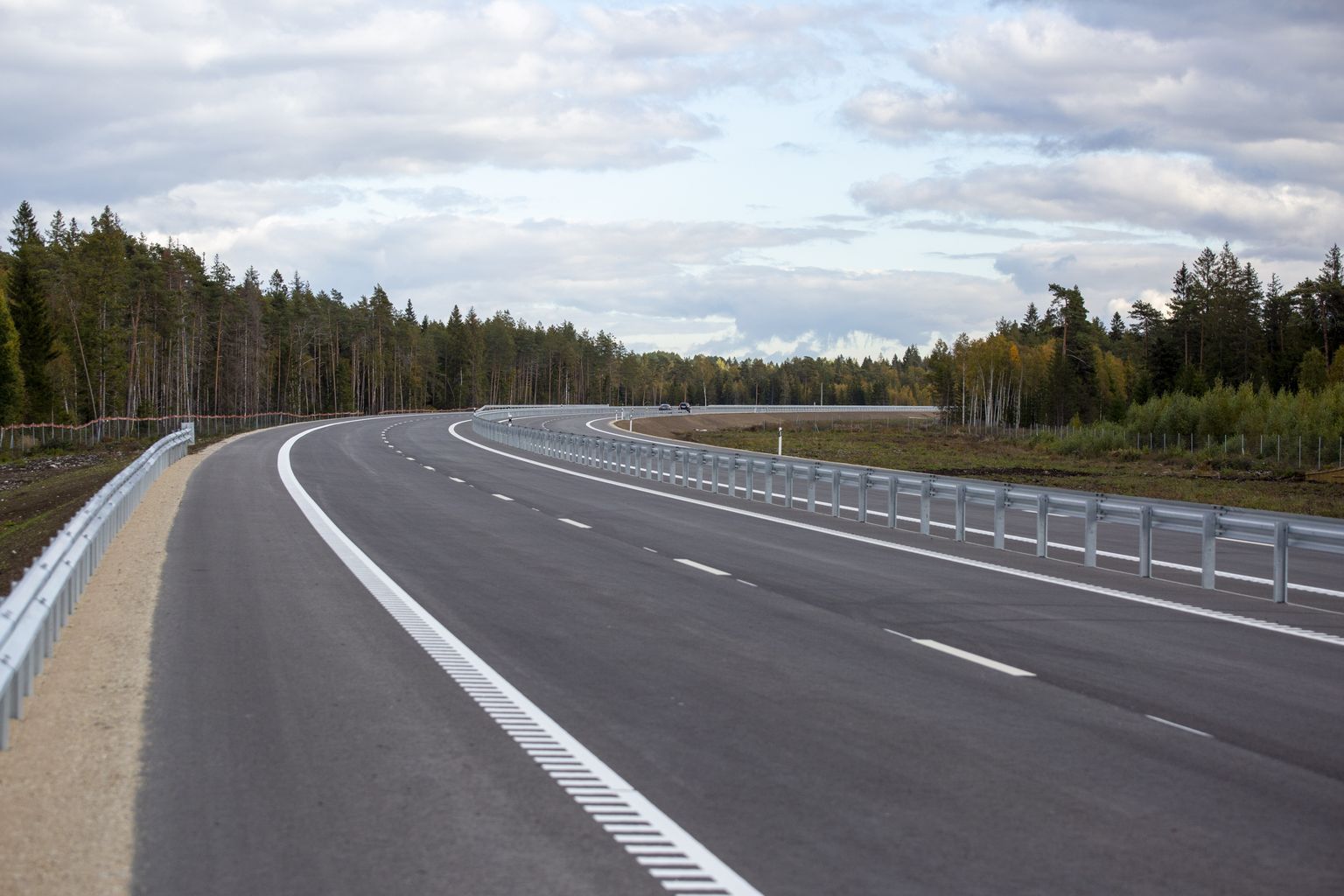 Võib juhtuda, et ka kiirteel tuleb auto vastasuunast vastu.