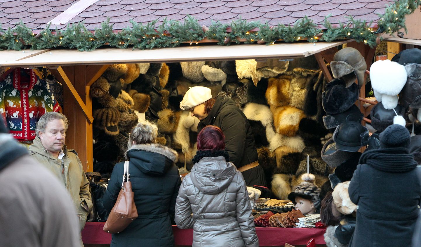 Рождественский базар на Ратушной площади.