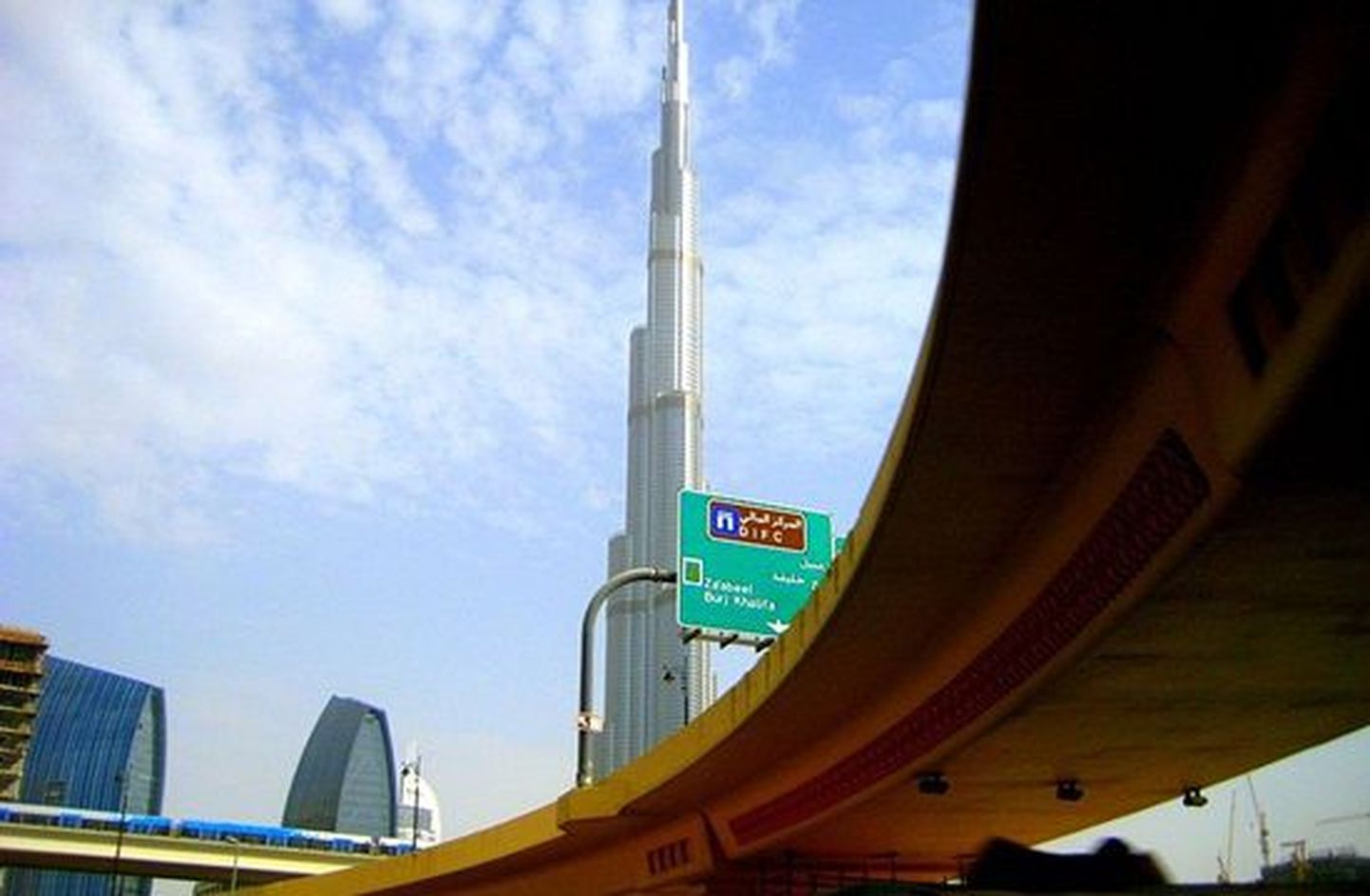 Dubais asuv maailma kõrgeim hoone «Burj Khalifa».