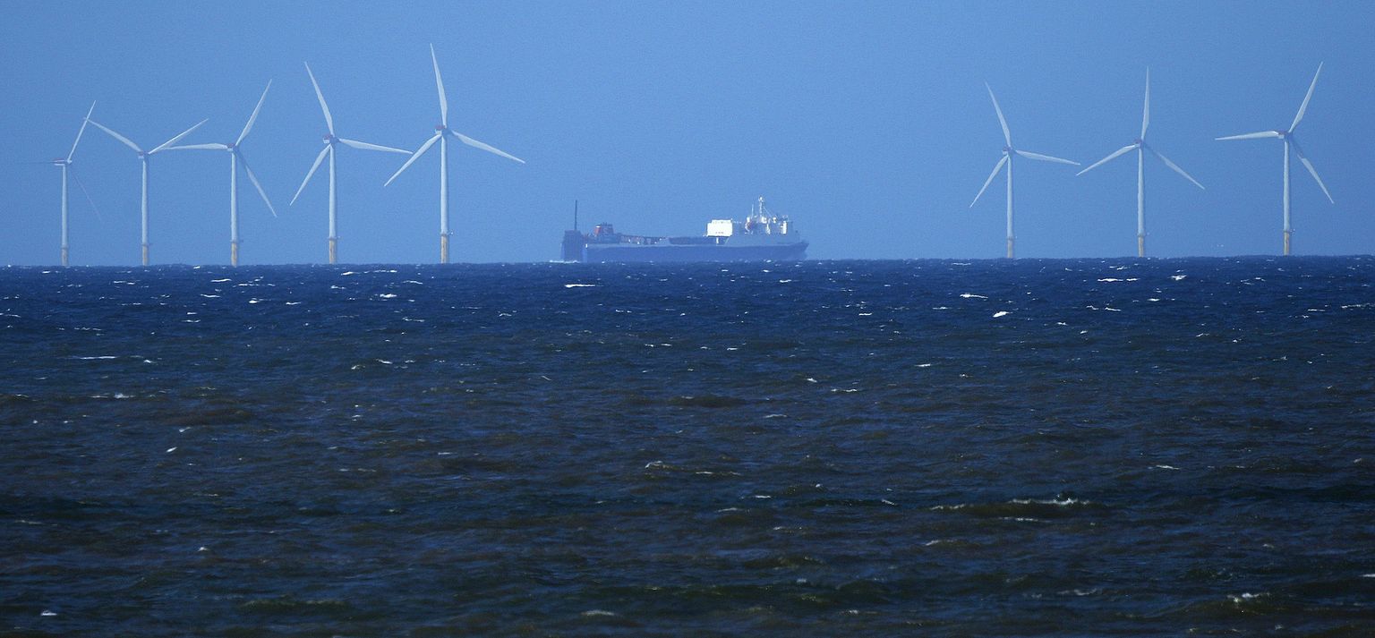Taani energeetikafirmale Dong Energy kuuluv 90-megavatise võimsusega Barrow’ tuulepark Inglismaal Cumbria krahvkonna ranniku lähedal Iiri meres.