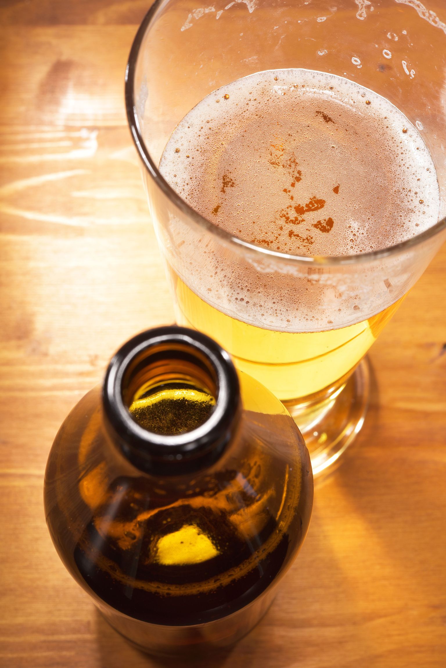 Alkoholitarbimine võib tervisele kahju teha.