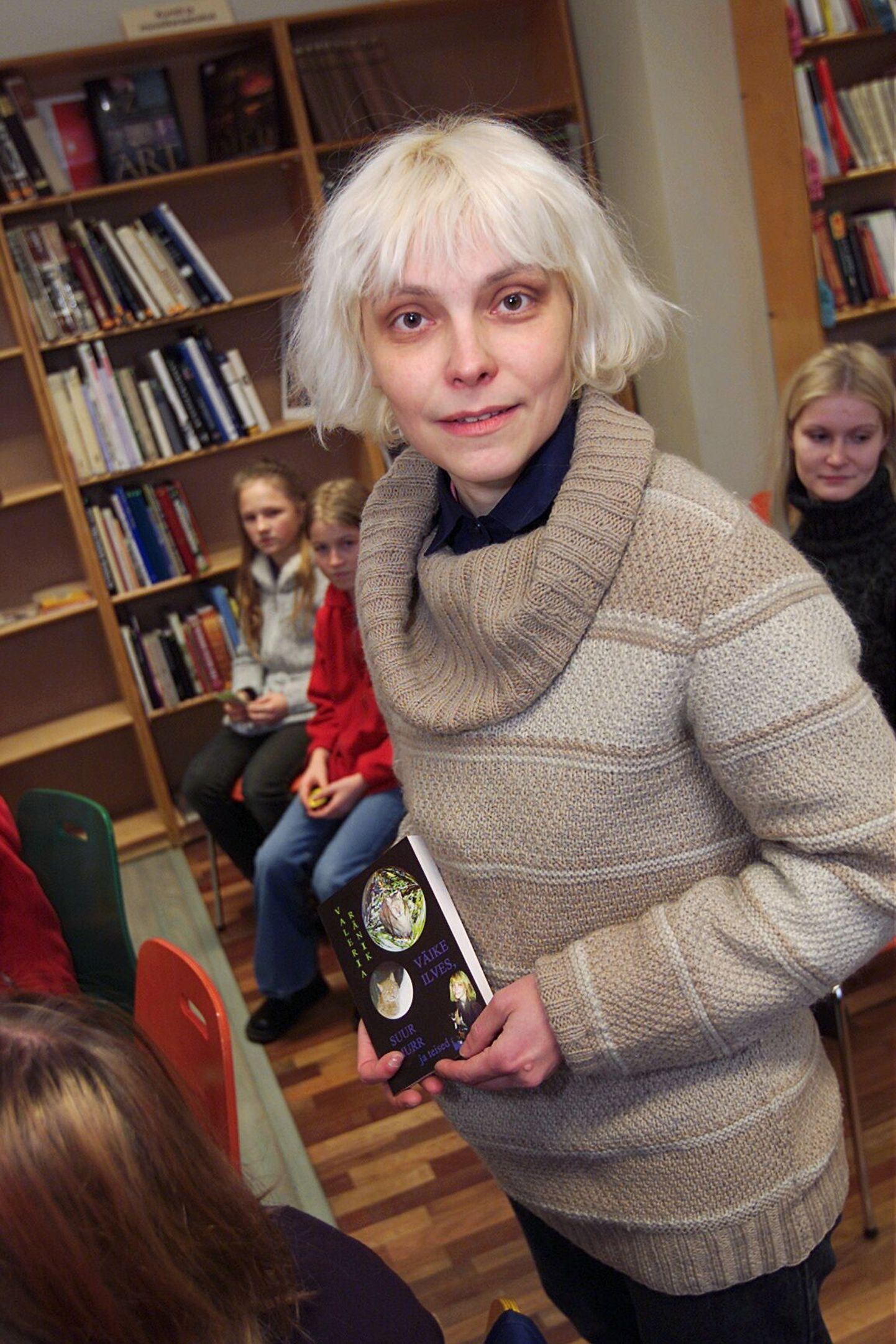 Kirjanik Valeria Ränik.