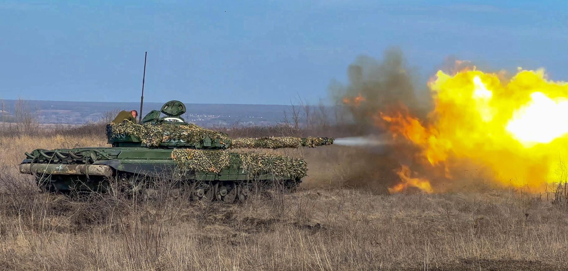 Ukraina T-72 annab tuld Vene üksuste pihta Harkivi oblasti idaosas.
