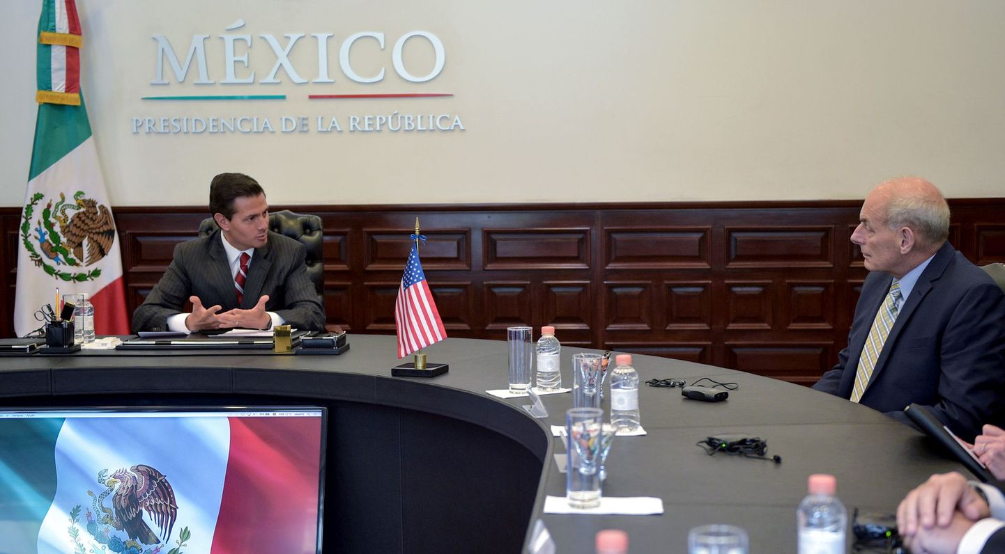 USA sisejulgeolekuminister John Kelly kohtub Mehhiko presidendi Enrique Peña Nietoga.