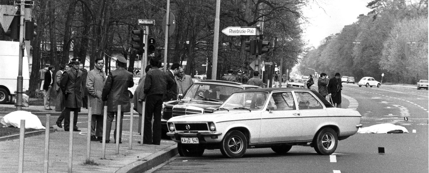 1977. aasta aprillis tapsid RAFi võitlejad Lääne-Saksa föderaalprokuröri Siegfried Bubacki ja teda sõidutanud autojuhi Wolfgang Göbeli.