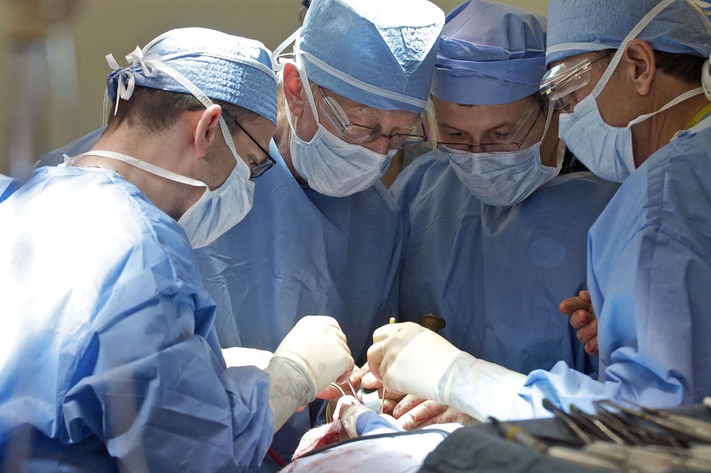 Briti kirurgid püüavad taastada Iraagi «Pimeda ingli» nägemise