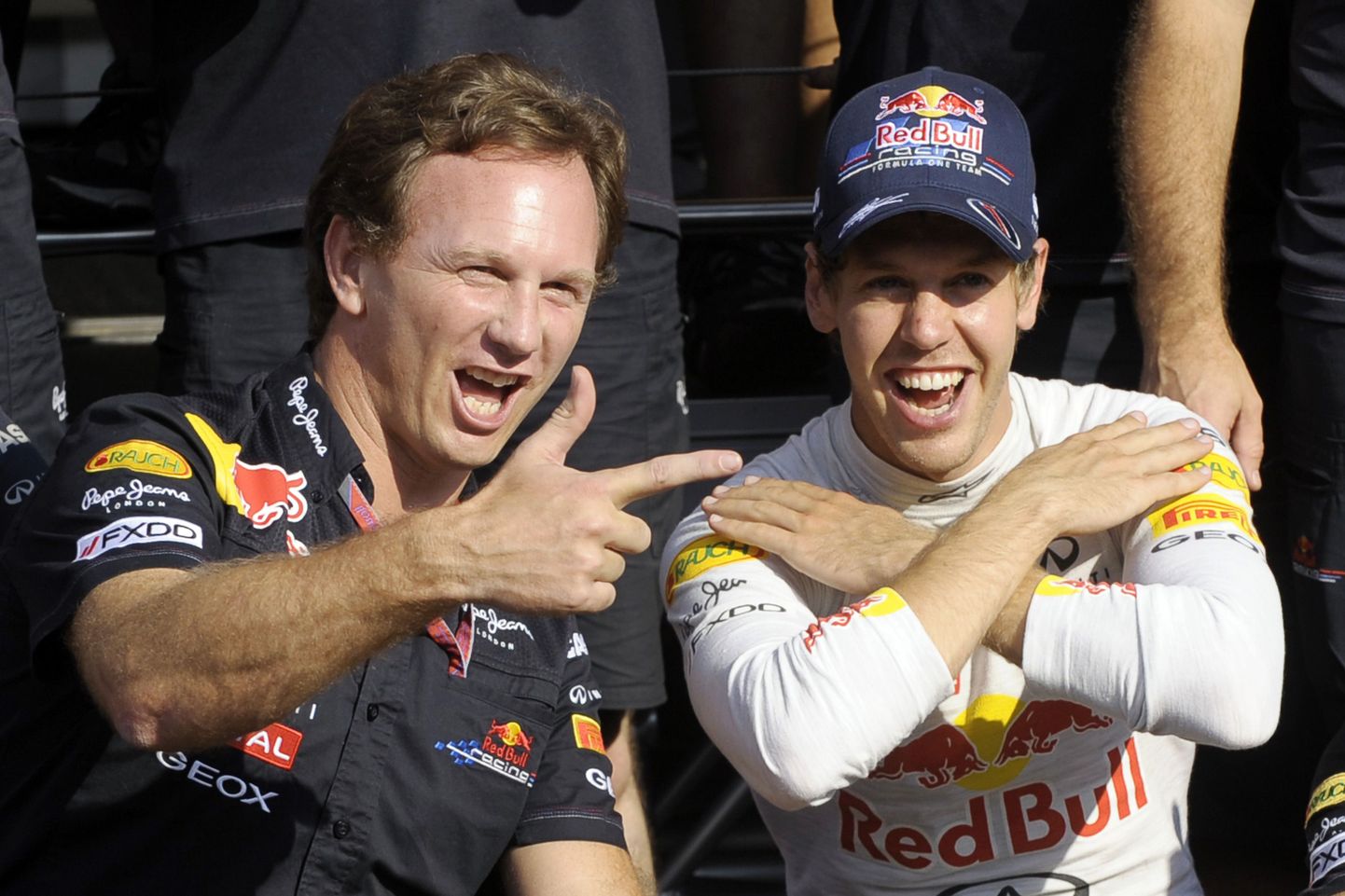 Red Bulli tiimiboss Christian Horner (vasakul) ja Sebastian Vettel.
