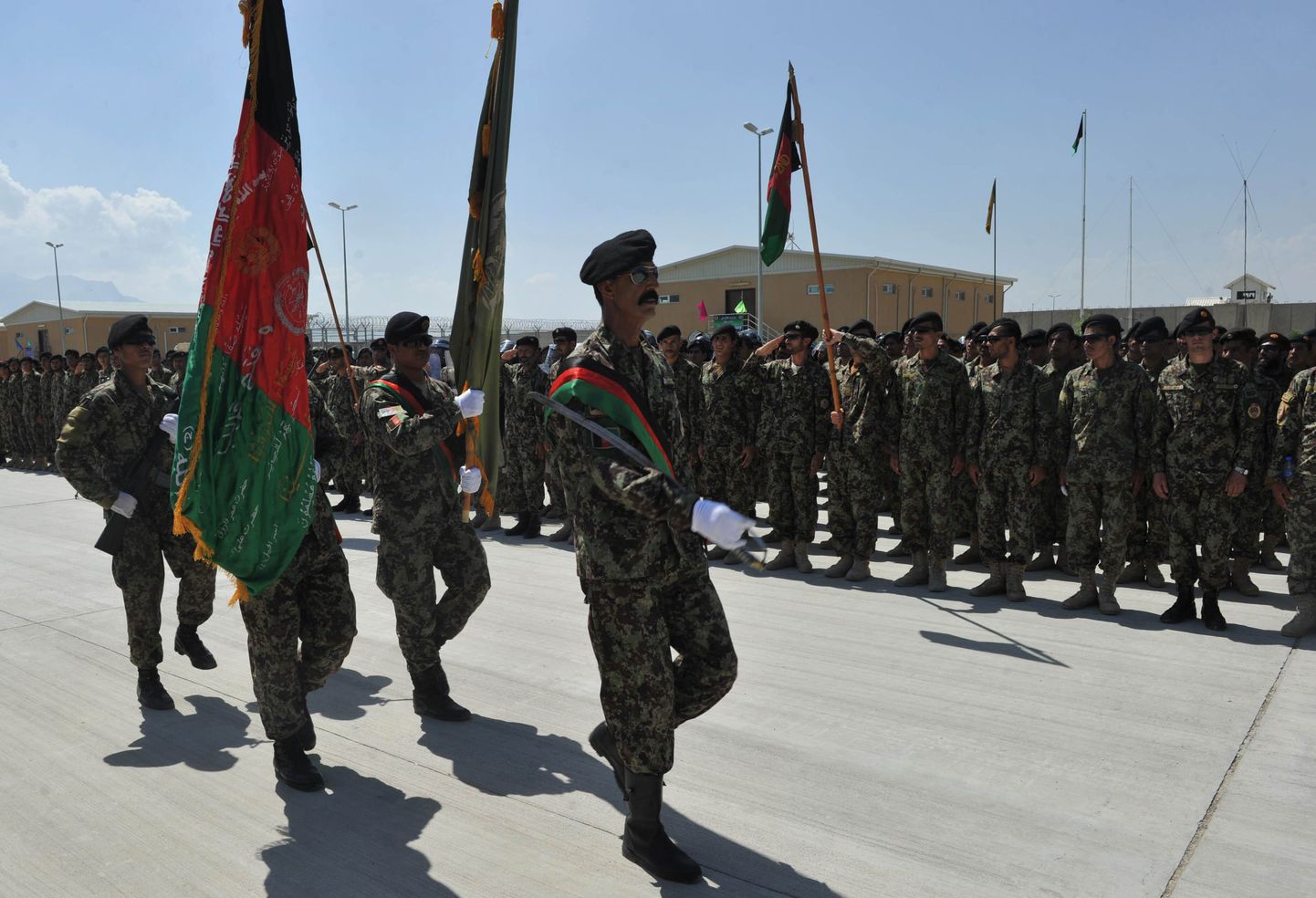 Afganistani sõdurid mullu septembris Bagrami vangla üleandmisel.
