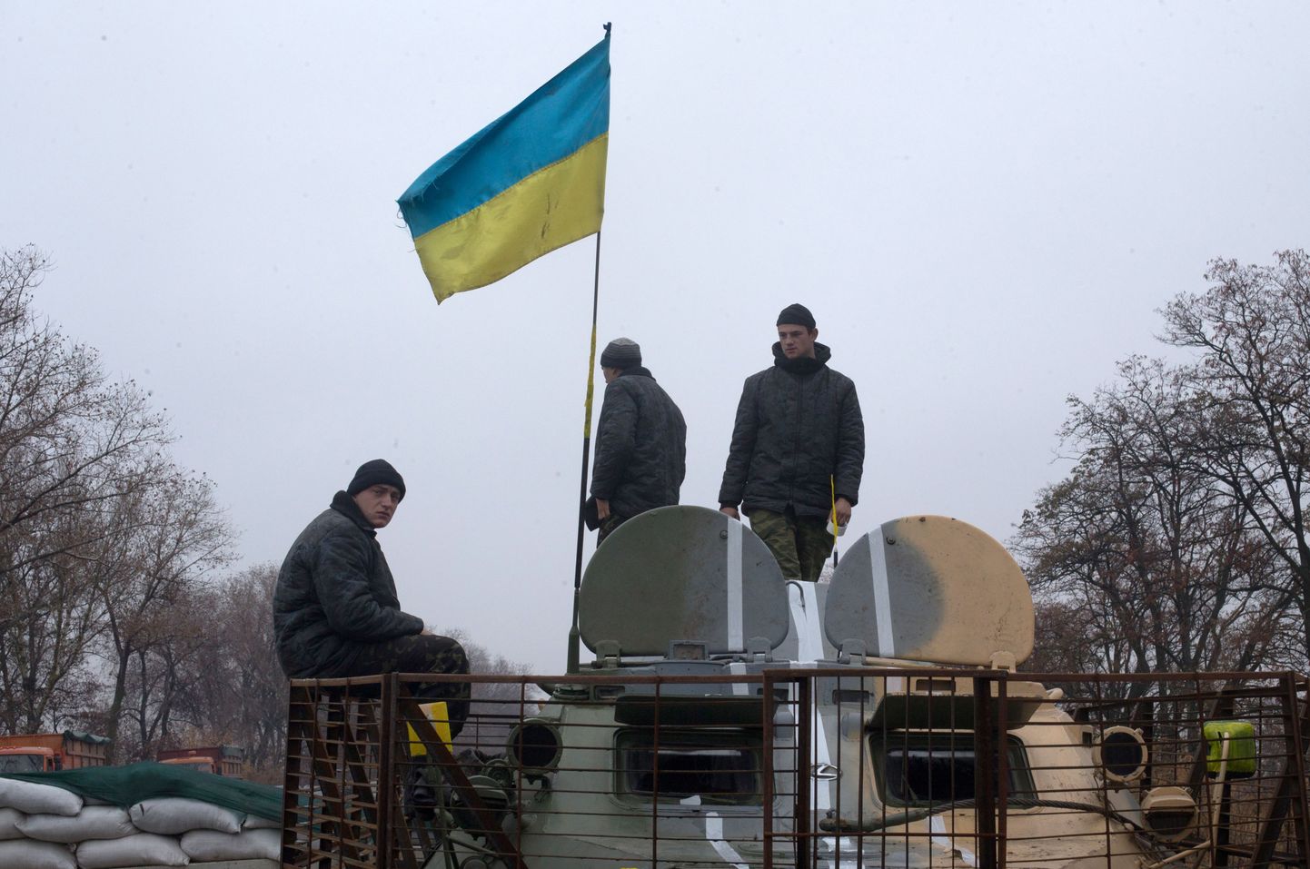 Ukraina Rahvuskaardi valvepostil Mariupolisse sissesõidul.