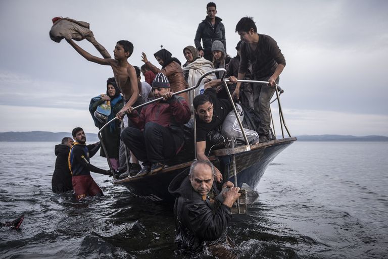 Pagulased mullu novembris Kreekasse Lesbose saarele saabumas.