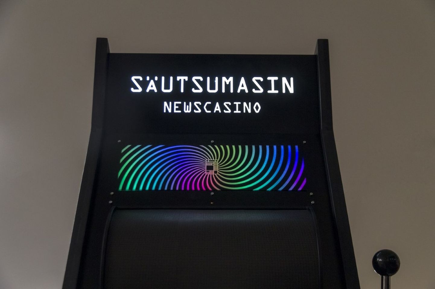 Timo Tootsi installatsioon «Säutsumasin».