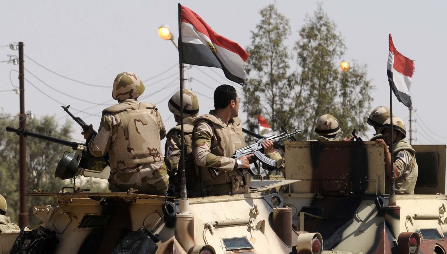 Egiptuse sõdurid Sheikh Zuwaidi lähistel