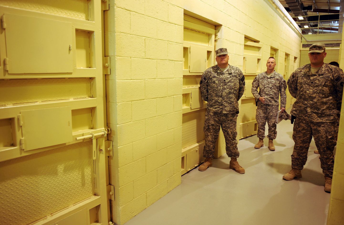 USA sõdurid Bagrami vanglas.