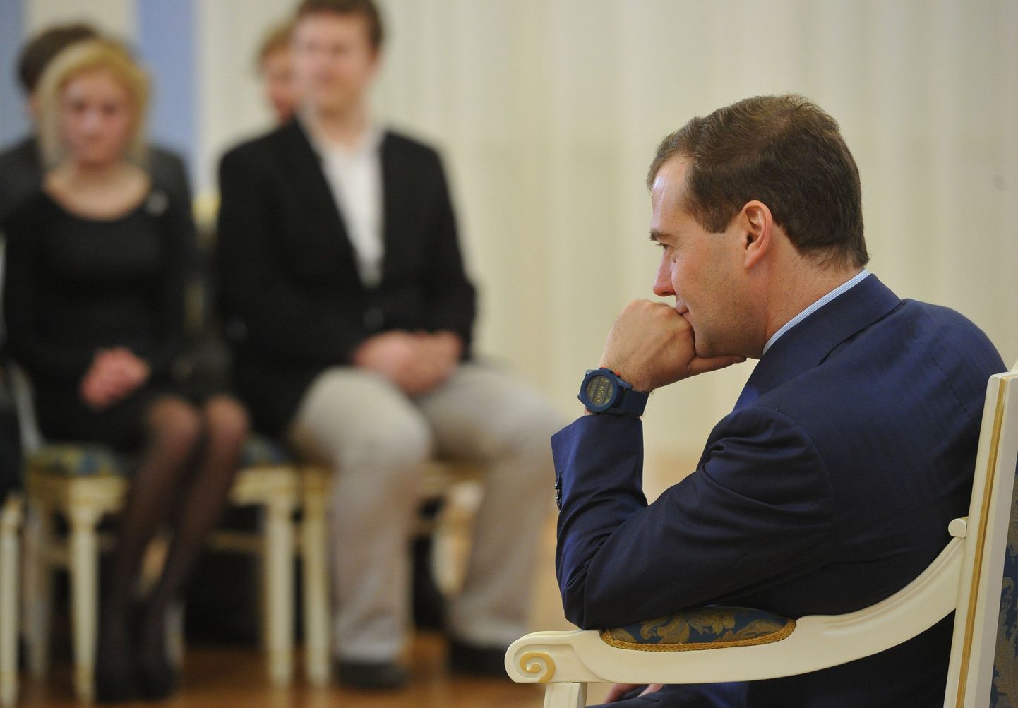 Dmitri Medvedev tänasel kohtumisel rahvusvaheliste teadusolümpiaadide laureaatidega.