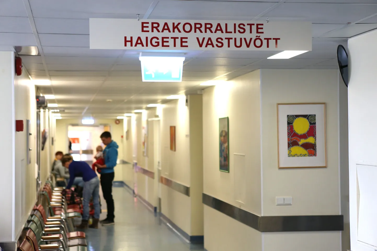 Руководство Таллиннской детской больницы не принимает во внимание негативные отзывы о работе своего персонала, если они не являются официальной жалобой.