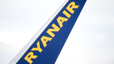  !  Ryanair  