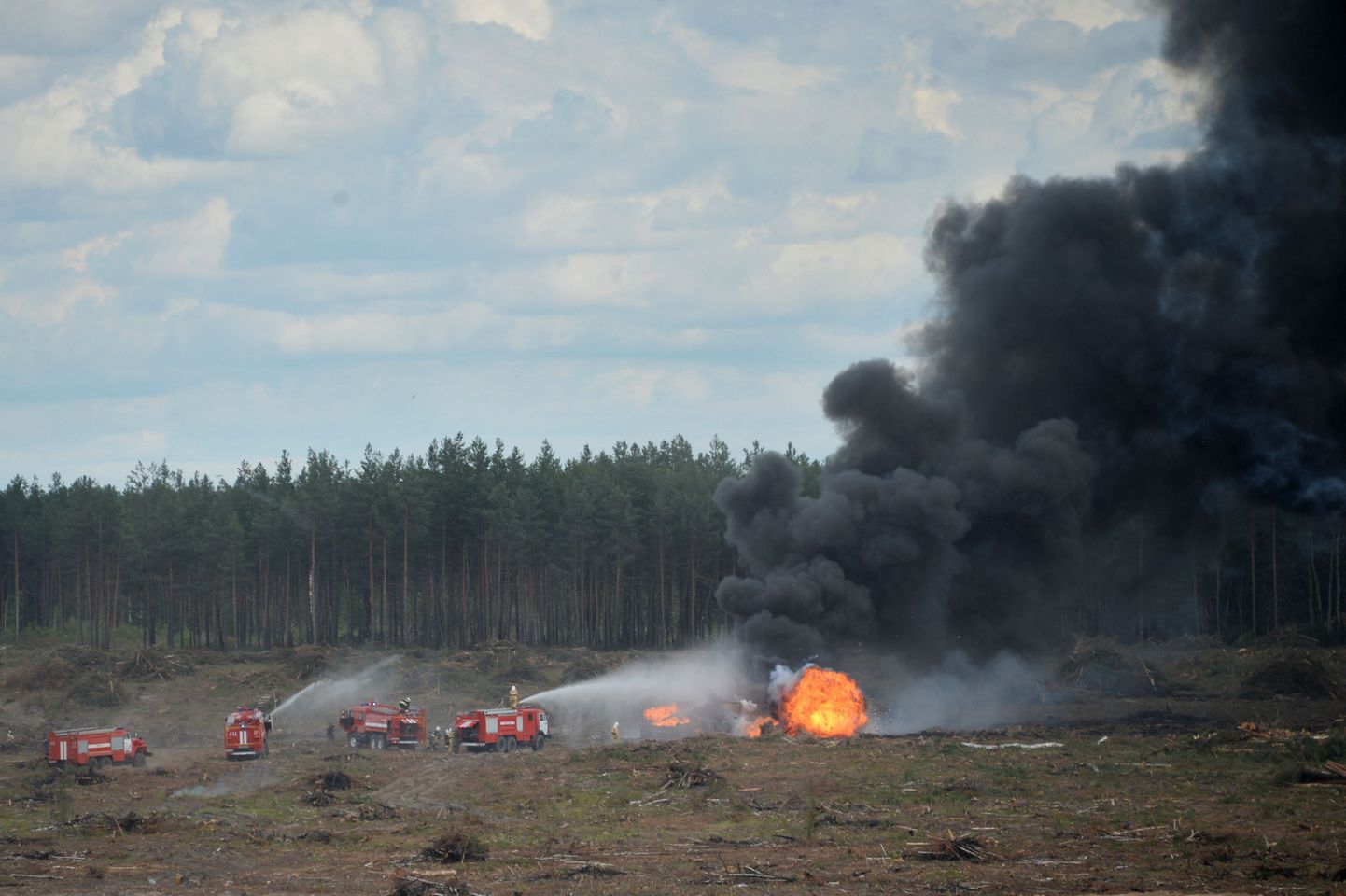 Главком ВВС России назвал отказ гидросистемы Ми-28 причиной его крушения под Рязанью.