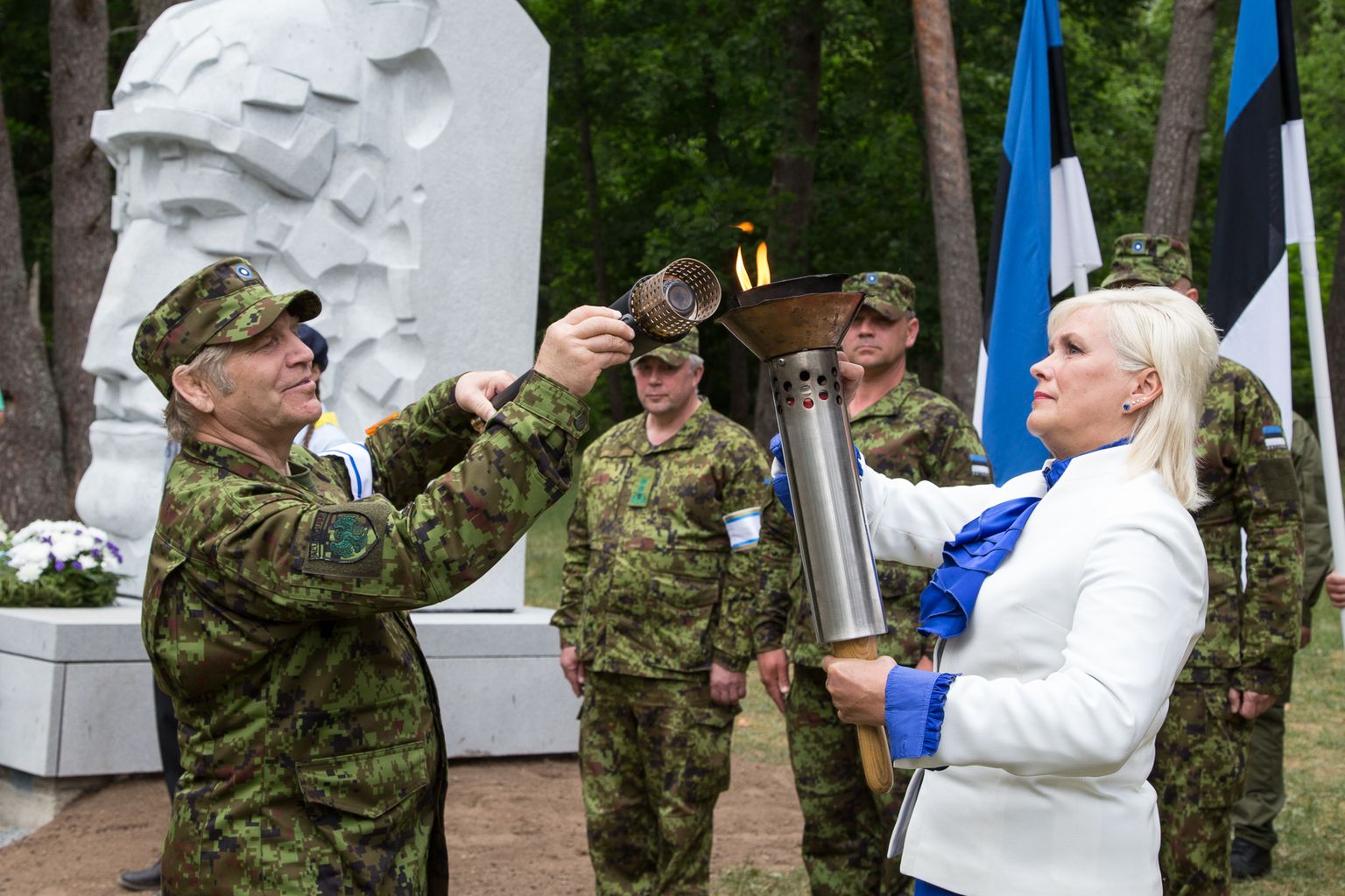 Võidutule jagamine 2018. aastal Iisakus.